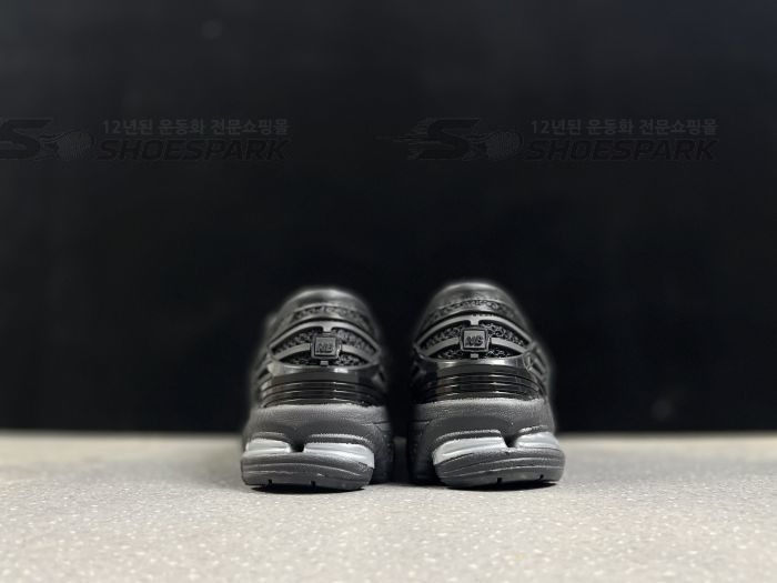 648c6f33.jpg