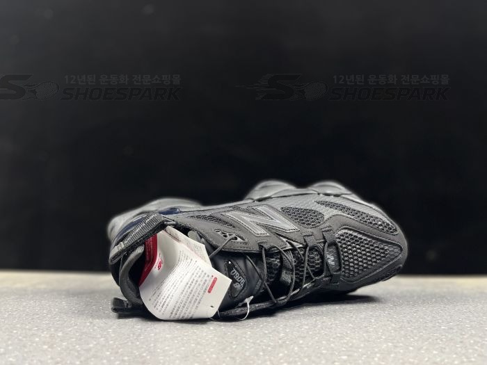 63b688f6.jpg