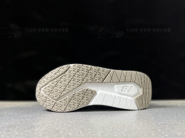 fc828329.jpg