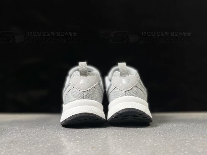 21880331.jpg