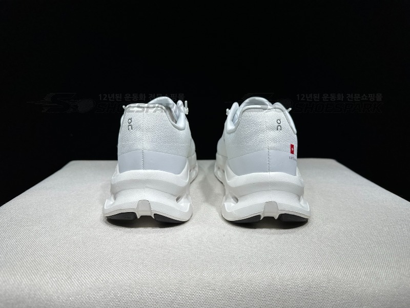 92b2b3f9.jpg