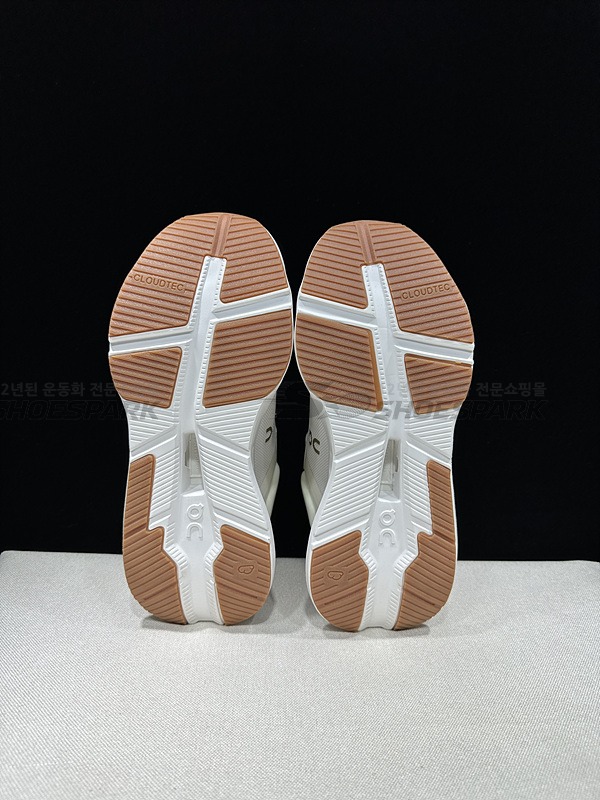 微信图片_20250904160044_1084_84.jpg
