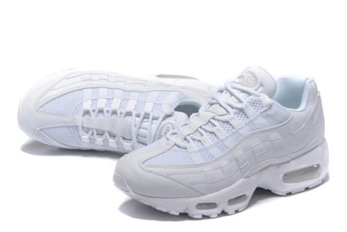 나이키 에어맥스 95 빅 버블 Nike Air Max 95 OG “Triple White”  HM8755-100