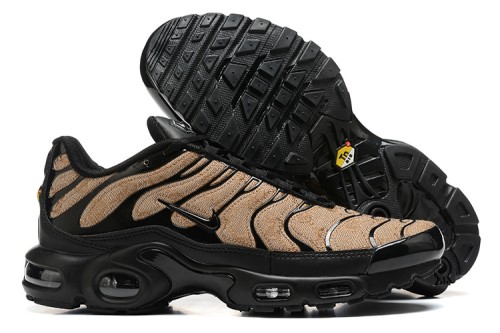 구찌 나이키 에어 맥스 플러스 TN Nike Air Max Plus TN 콜라보  NK26319-69