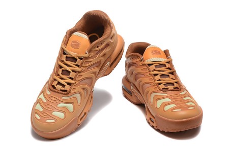 나이키 에어 맥스 플러스 드리프트  NIKE AIR MAX PLUS DRIFT  NK26402-21