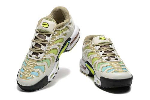 나이키 에어 맥스 플러스 드리프트  NIKE AIR MAX PLUS DRIFT  NK26402-39