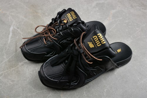 뉴발란스 New Balance x miu miu  530SL Mule 