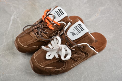 뉴발란스 New Balance x miu miu  530SL Mule 