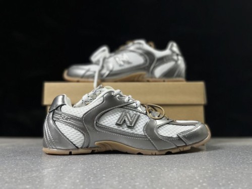 뉴발란스 New Balance x miu miu  530SL ' silver Metallic ’2024 남/여