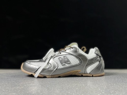 뉴발란스 New Balance x miu miu  530SL ' silver Metallic ’2024 남/여