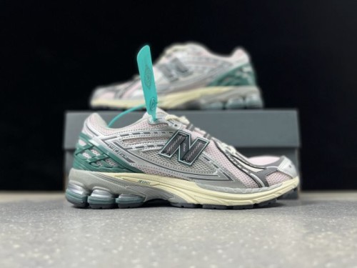 뉴발란스 New Balance NB1906RET 남/여