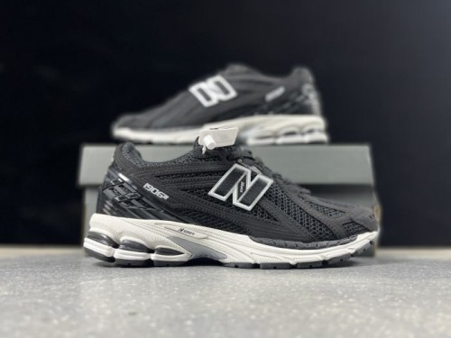 뉴발란스 New Balance NB1906RFB 남/여