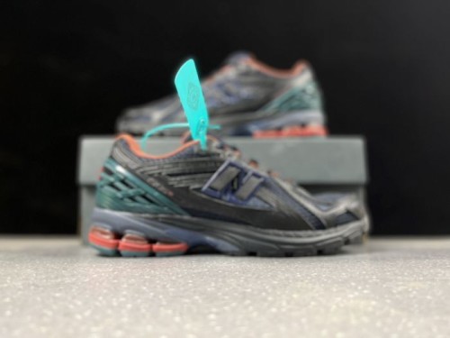 뉴발란스 New Balance NB1906RVC 남/여