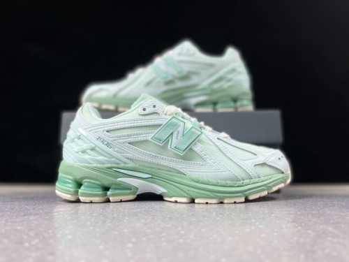 뉴발란스 New Balance NB1906RZC 남/여