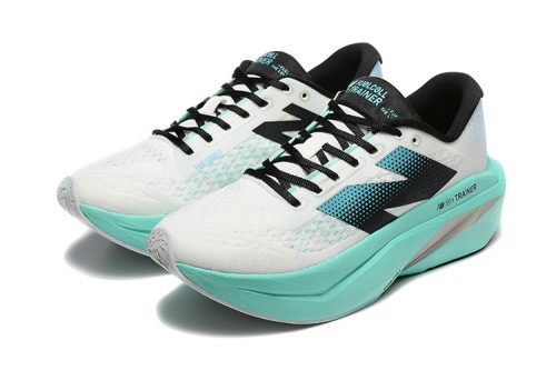 뉴발란스 New Balance FuelCell SC Trainer v3  260424-48