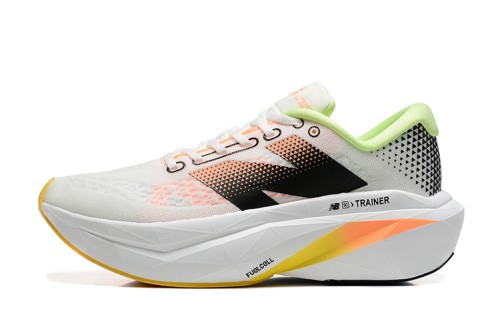 뉴발란스 New Balance FuelCell SC Trainer v3  260424-50
