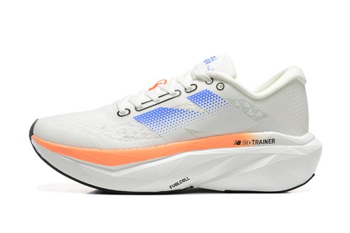 뉴발란스 New Balance FuelCell SC Trainer v3  260424-54
