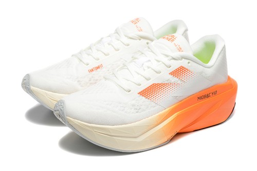 뉴발란스 New Balance FuelCell SC Trainer v3  260424-59