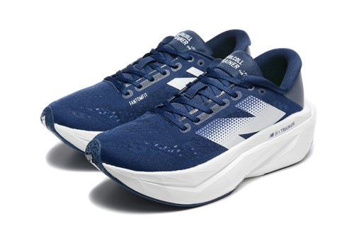 뉴발란스 New Balance FuelCell SC Trainer v3  260424-60
