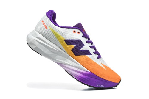 New Balance FuelCell SuperComp Elite v5  260424-71 남/여