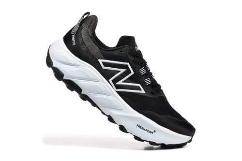 뉴발란스 프레쉬 폼 X 이에로 v9 New Balance Fresh Foam X Hierro v9 NB2656-55