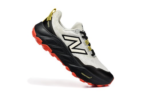 뉴발란스 프레쉬 폼 X 이에로 v9 New Balance Fresh Foam X Hierro v9 NB2656-59