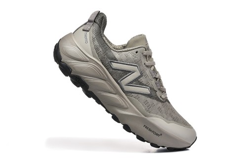 뉴발란스 프레쉬 폼 X 이에로 v9 New Balance Fresh Foam X Hierro v9 NB2656-60