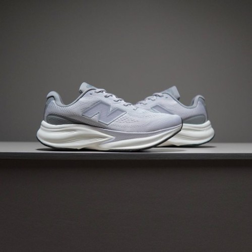 뉴발란스 NEW BALANCE 프레쉬 폼 X 모어  MMOR68-4   남/여