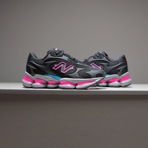 뉴발란스 2000 앱졸브 New Balance 2000 Abzorb  U2000UW-1    여