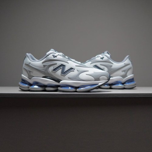 뉴발란스 2000 앱졸브 New Balance 2000 Abzorb  U2000UW-8
