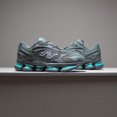 뉴발란스 2000 앱졸브 New Balance 2000 Abzorb  U2000UW-9