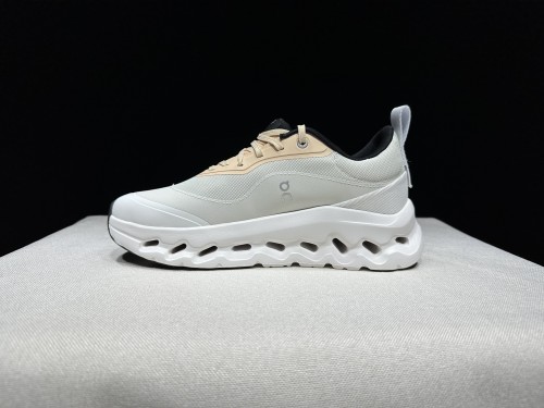 로에베 x 온 러닝 클라우드틸트 2.0  Loewe x On Running Cloudtilt 2.0  ON26519-18 남/여