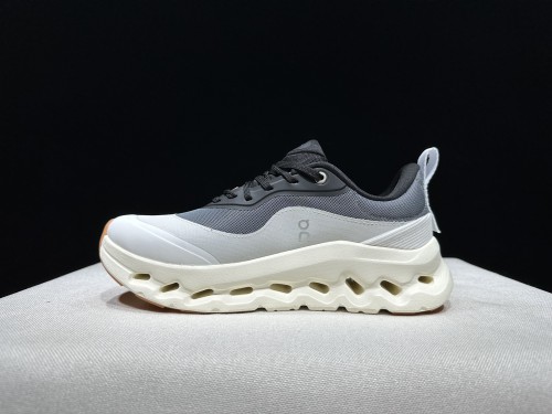 로에베 x 온 러닝 클라우드틸트 2.0  Loewe x On Running Cloudtilt 2.0  ON26519-22 남/여