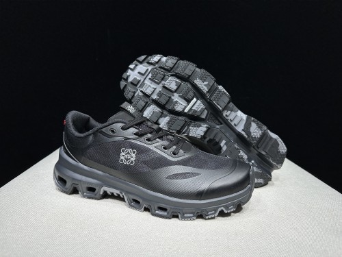 로에베 x 온 러닝 클라우드벤쳐 2   Loewe x On Running Cloudventure 2  ON26519-32 남/여
