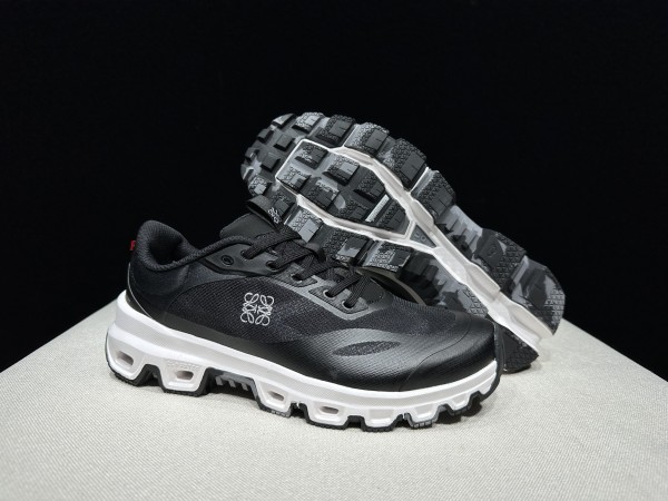 로에베 x 온 러닝 클라우드벤쳐 2   Loewe x On Running Cloudventure 2  ON26519-33 남/여