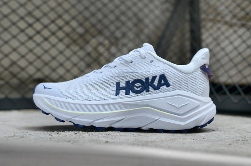 호카 챌린저 8  Hoka Challenger 8   HK2600610-1 여