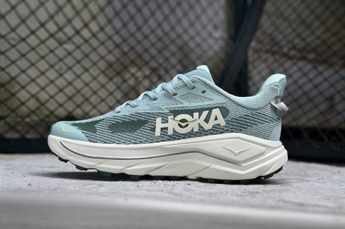 호카 챌린저 8  Hoka Challenger 8   HK2600610-7 남/여