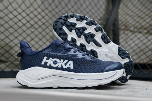 호카 챌린저 8  Hoka Challenger 8   HK2600610-9