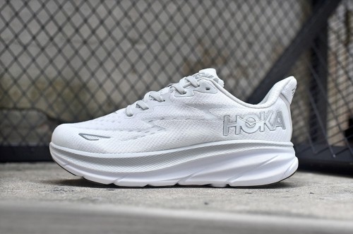 호카 클리프톤 9  Hoka Clifton 9   HK2600615-07 남/여