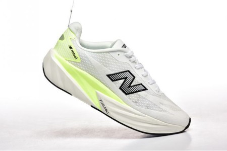 뉴발란스 퓨어셀 레벨 v5  New Balance FuelCell Rebel v5  NB26623-7 남/여