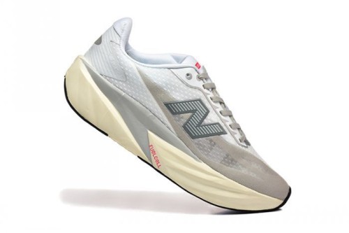 뉴발란스 퓨어셀 레벨 v5  New Balance FuelCell Rebel v5  NB26623-16 남/여