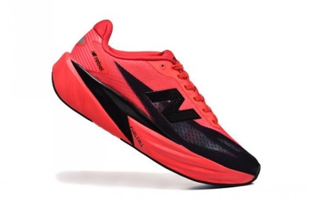 뉴발란스 퓨어셀 레벨 v5  New Balance FuelCell Rebel v5  NB26623-13 남/여