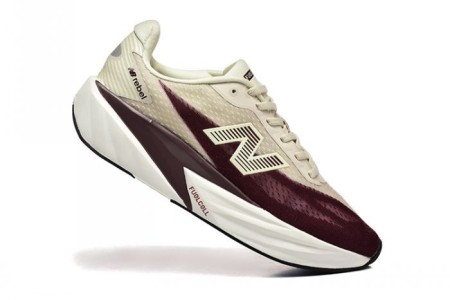 뉴발란스 퓨어셀 레벨 v5  New Balance FuelCell Rebel v5  NB26623-14 남/여