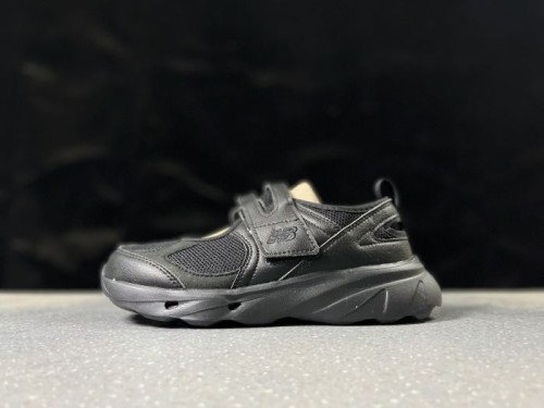 뉴발란스 SD2202 New Balance SD2202BK2 여