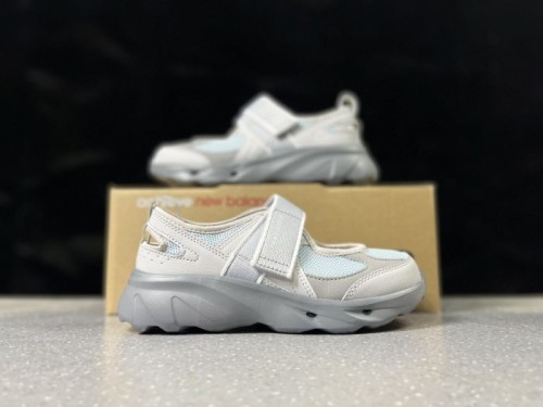 뉴발란스 SD2202 New Balance SSD2202LG 여