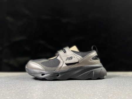 뉴발란스 브리즈 SD2202 New Balance Breeze SD2202GM2 우먼스