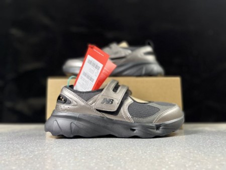 뉴발란스 브리즈 SD2202 New Balance Breeze SD2202GM2 우먼스