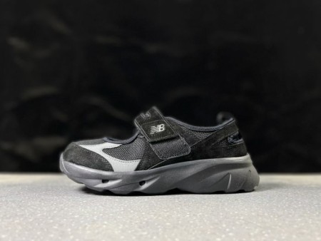 뉴발란스 브리즈 SD2202 New Balance Breeze SD2203BK__우먼스
