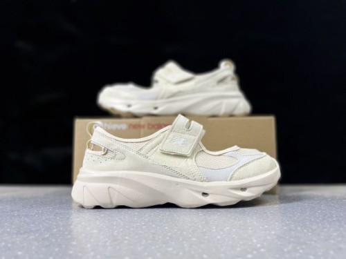 뉴발란스 브리즈 SD2202 New Balance Breeze SD2203IV_우먼스