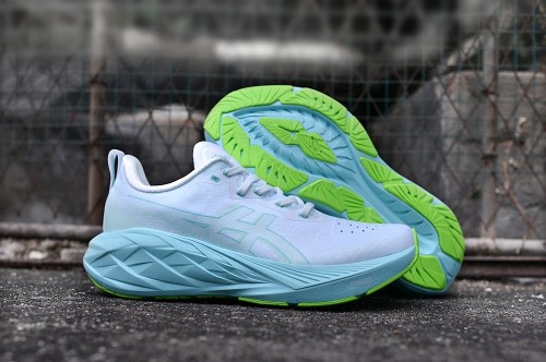 아식스 노바블라스트 4  Asics Novablast 4  AC26062901  남/여